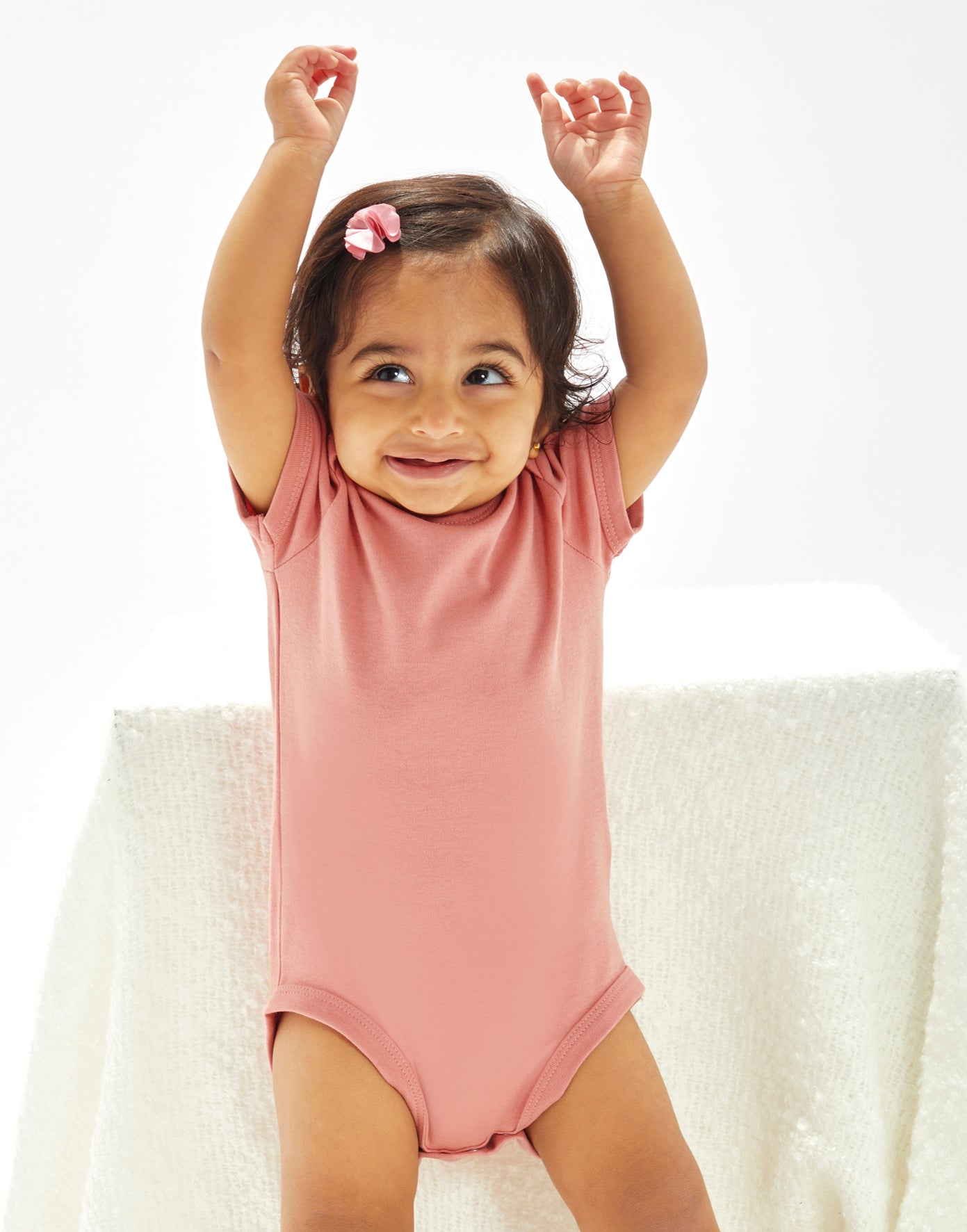 YUNEXA Customizable Baby Bodysuit